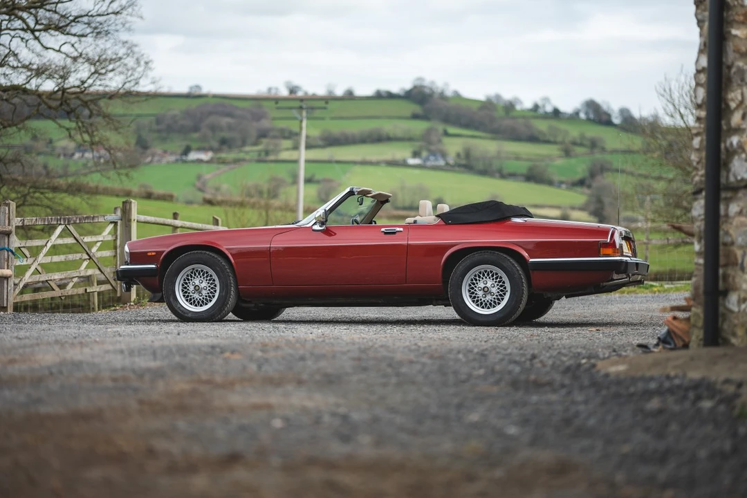1988 Jaguar XJS Convertible - Image 17 of 30