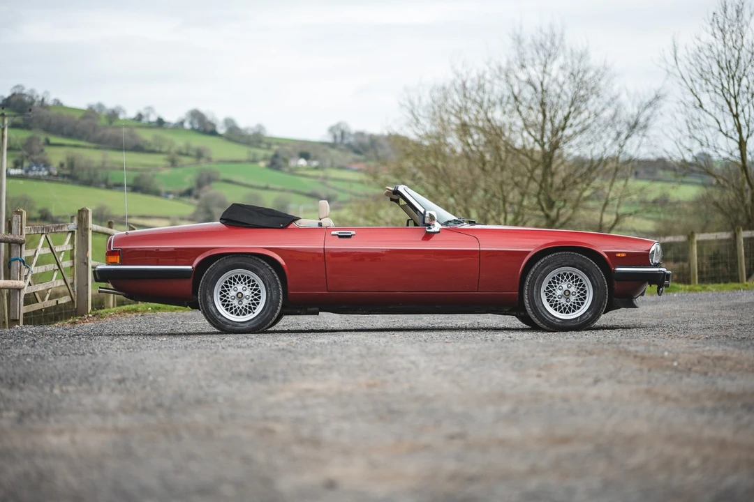 1988 Jaguar XJS Convertible - Image 9 of 30