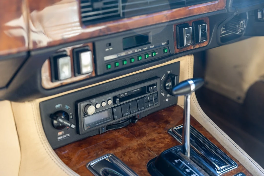 1988 Jaguar XJS Pre-Facelift V12 - Image 28 of 30