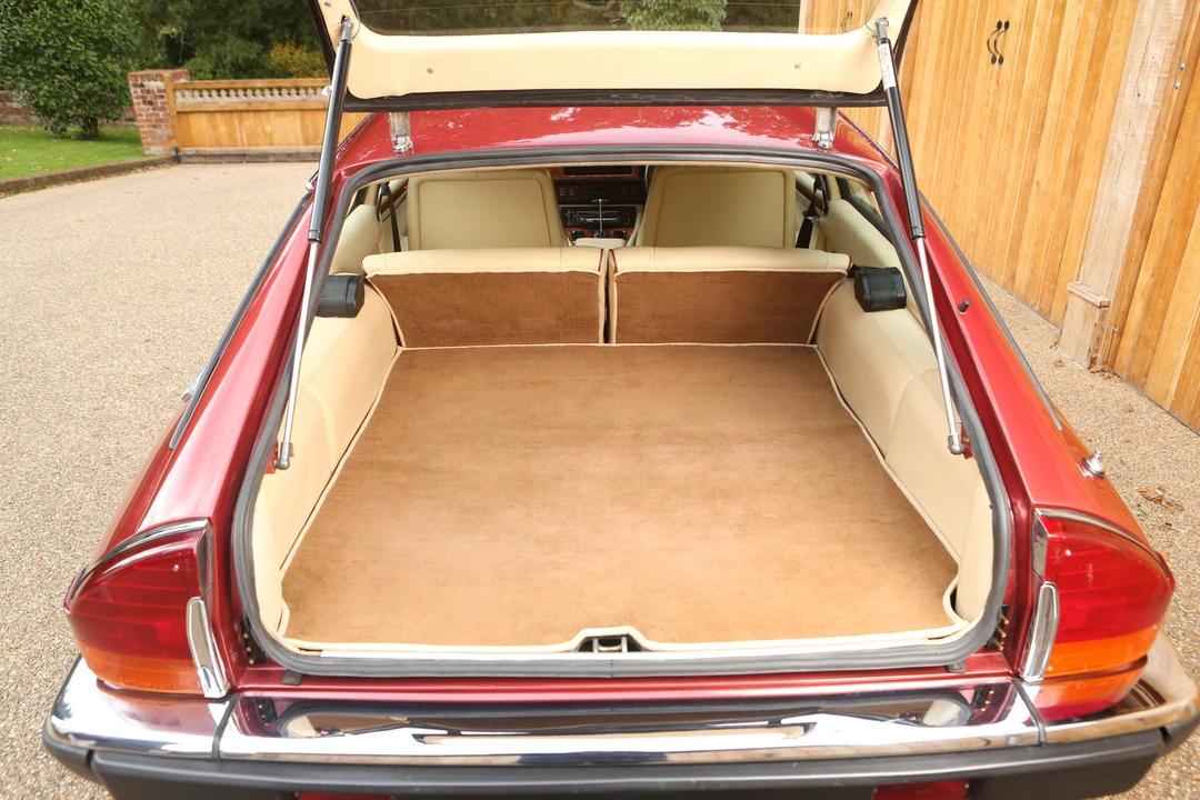 1988 Jaguar XJS Pre-Facelift V12 - Image 10 of 15