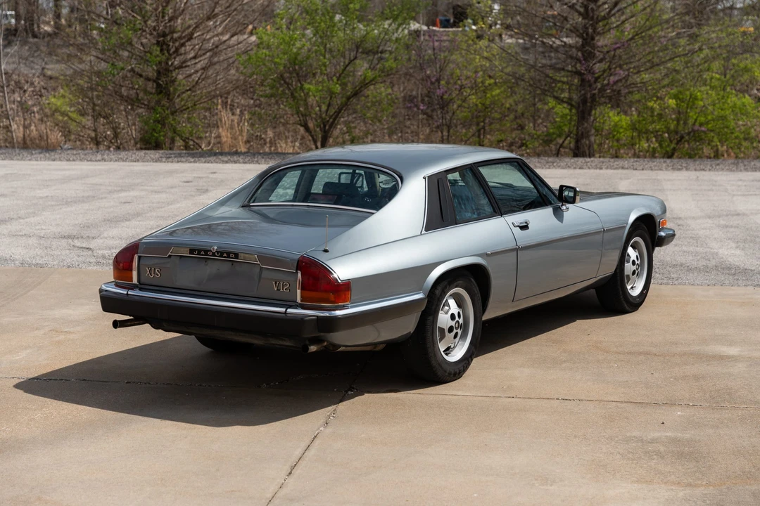 1988 Jaguar XJS Pre-Facelift V12 - Image 16 of 31