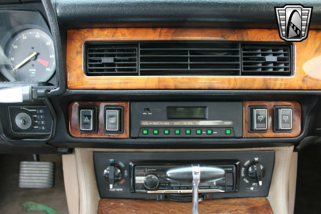1988 Jaguar XJS Convertible - Image 13 of 21