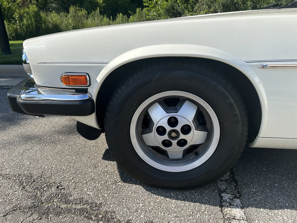 1988 Jaguar XJS Convertible - Image 28 of 31