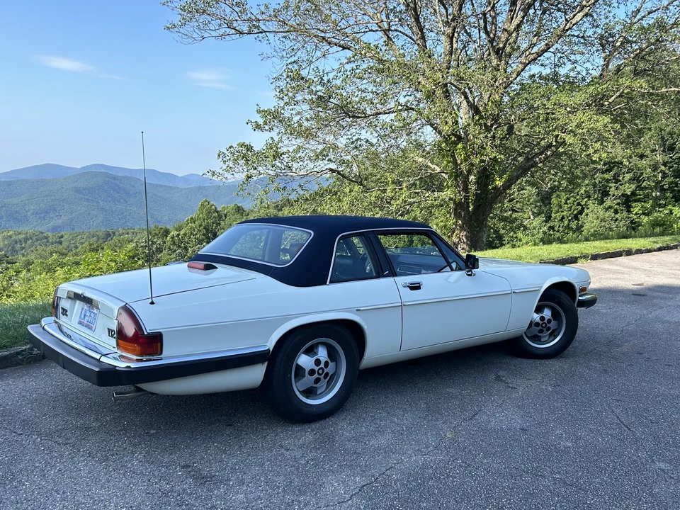 1988 Jaguar XJS Convertible - Image 14 of 31