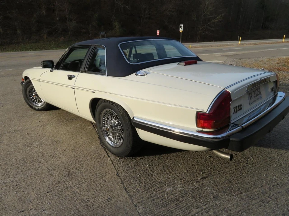 1988 Jaguar XJS Convertible - Image 3 of 31