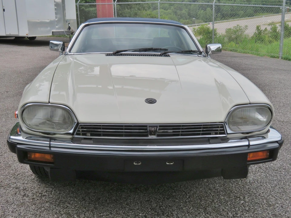 1988 Jaguar XJS Convertible - Image 15 of 31