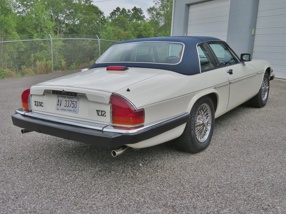 1988 Jaguar XJS Convertible - Image 13 of 31