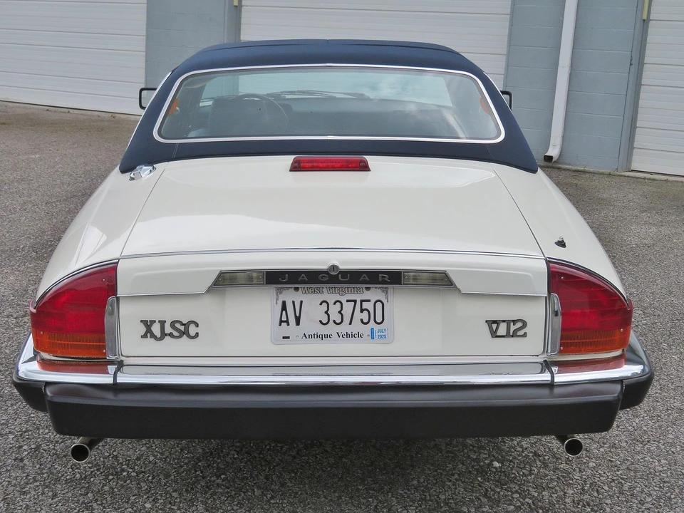 1988 Jaguar XJS Convertible - Image 12 of 31