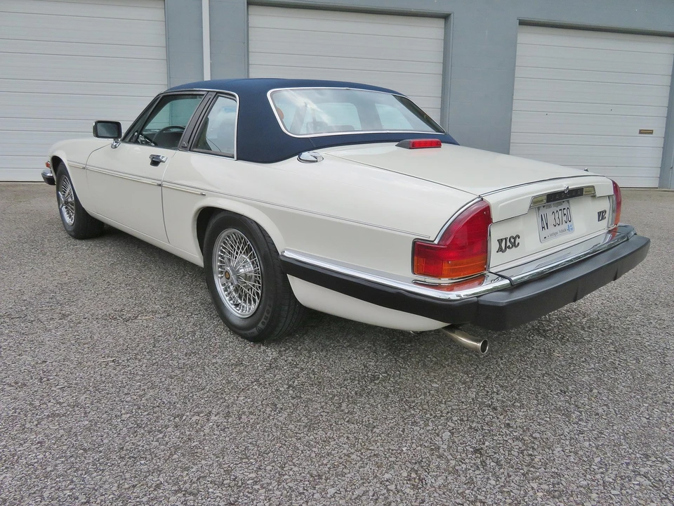 1988 Jaguar XJS Convertible - Image 11 of 31