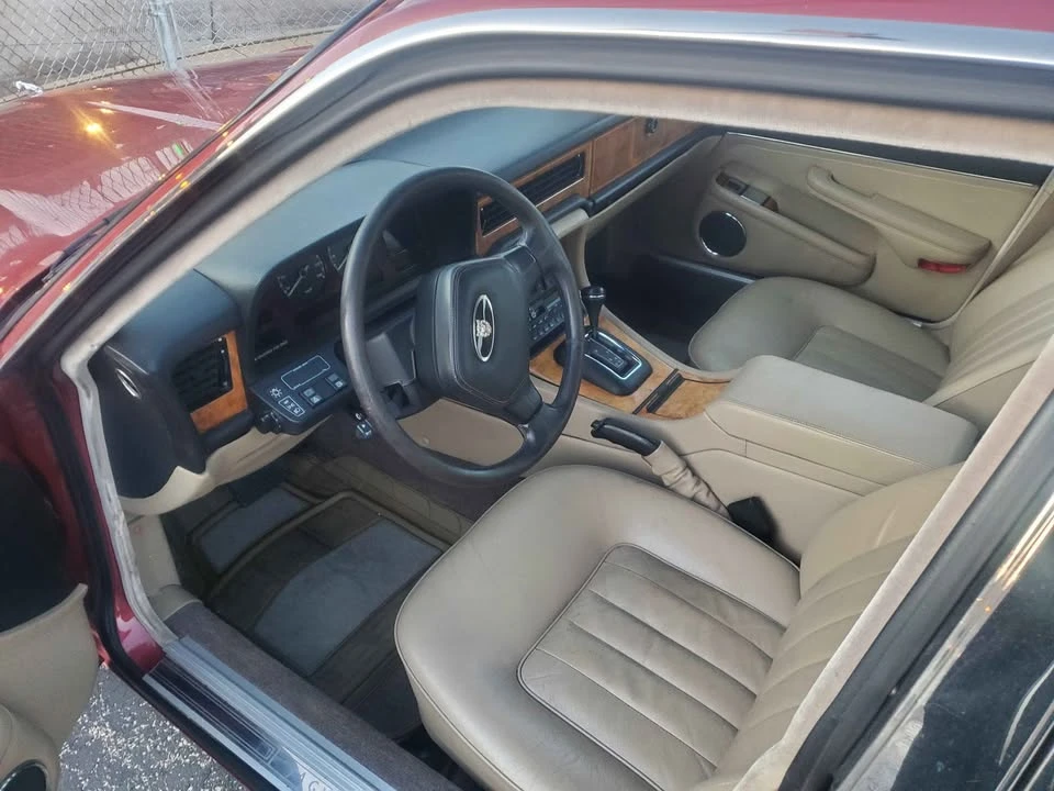 1988 Jaguar XJ40 XJ - Image 7 of 11
