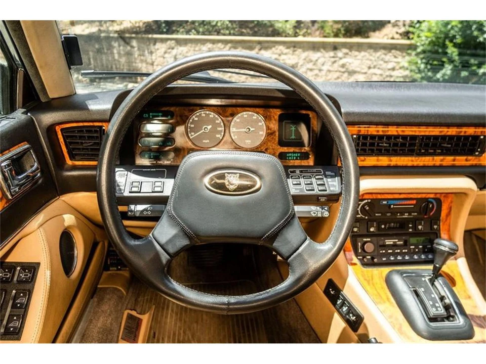 1988 Jaguar XJ40 XJ - Image 7 of 31