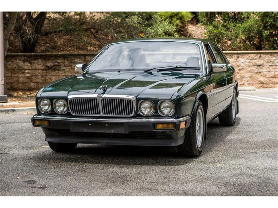 1988 Jaguar XJ40 XJ - Image 2 of 31