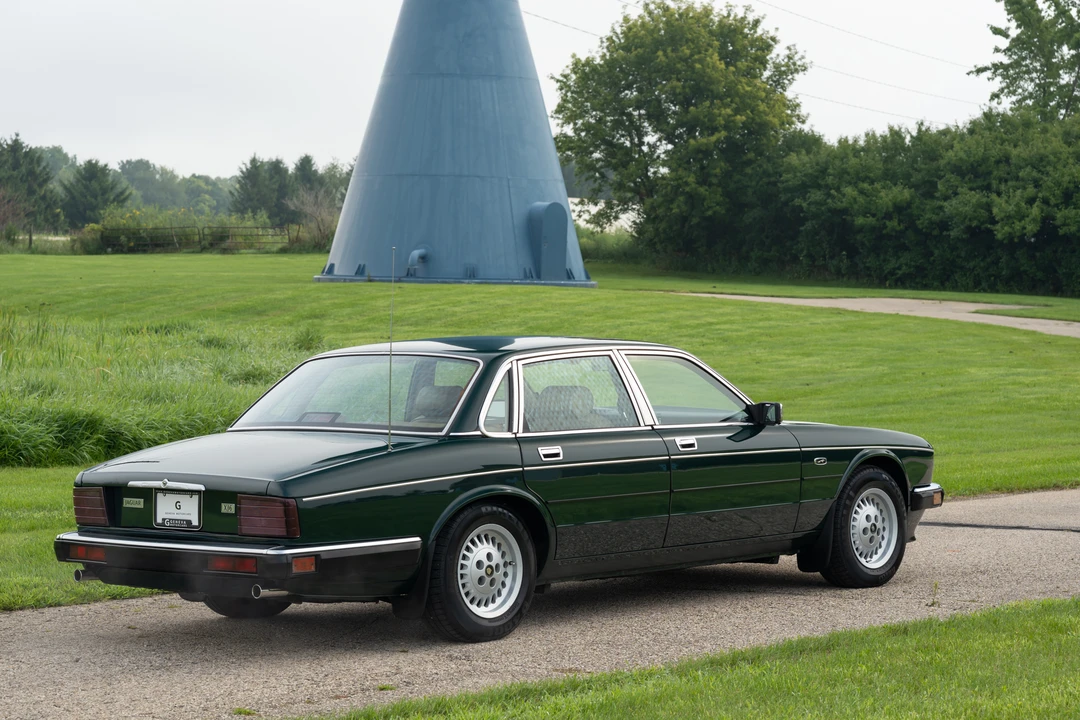 1988 Jaguar XJ40 XJ - Image 19 of 31