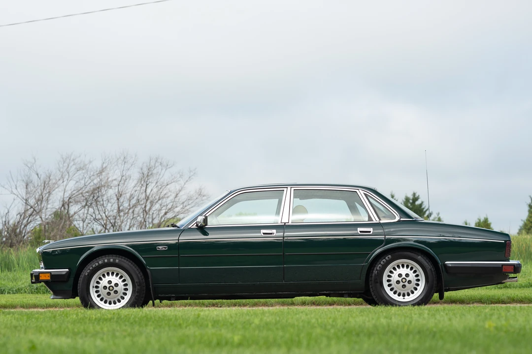 1988 Jaguar XJ40 XJ - Image 11 of 31