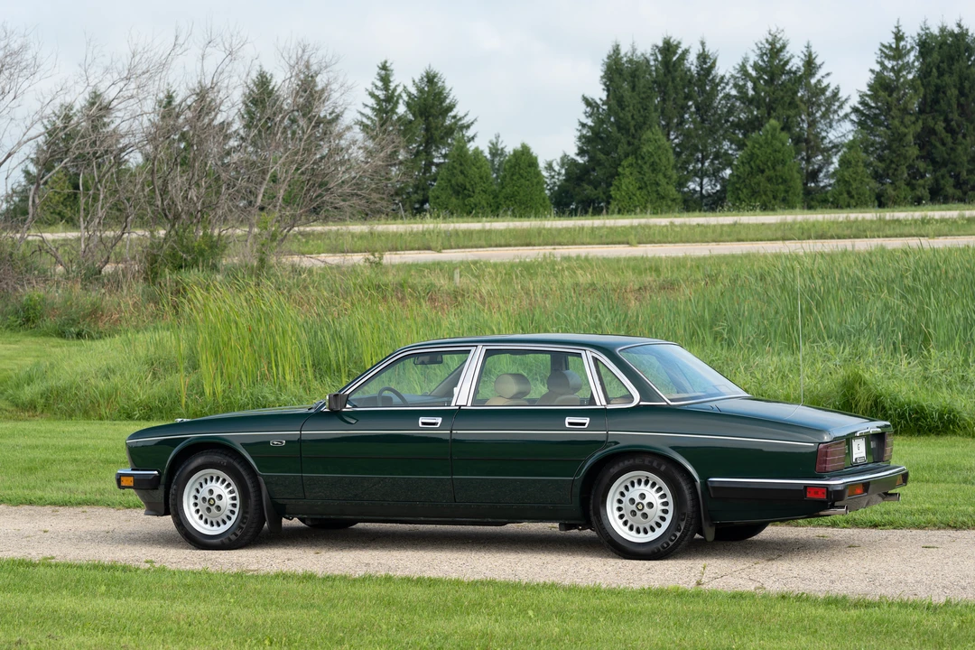 1988 Jaguar XJ40 XJ - Image 12 of 31