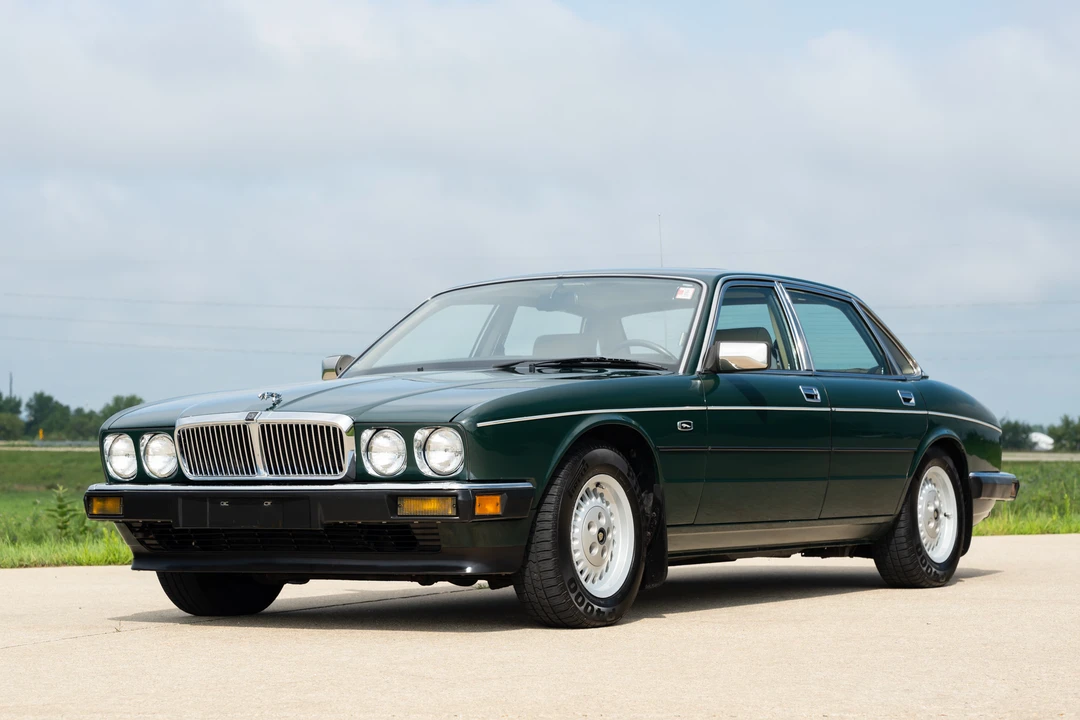 1988 Jaguar XJ40 XJ - Image 2 of 31