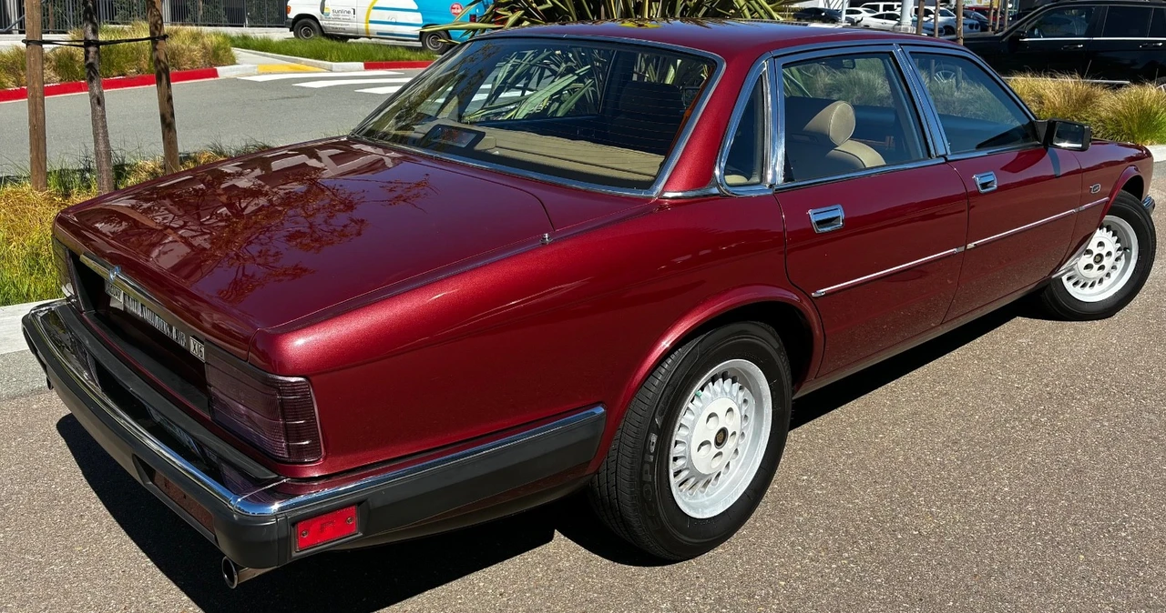 1988 Jaguar XJ40 XJ - Image 10 of 21