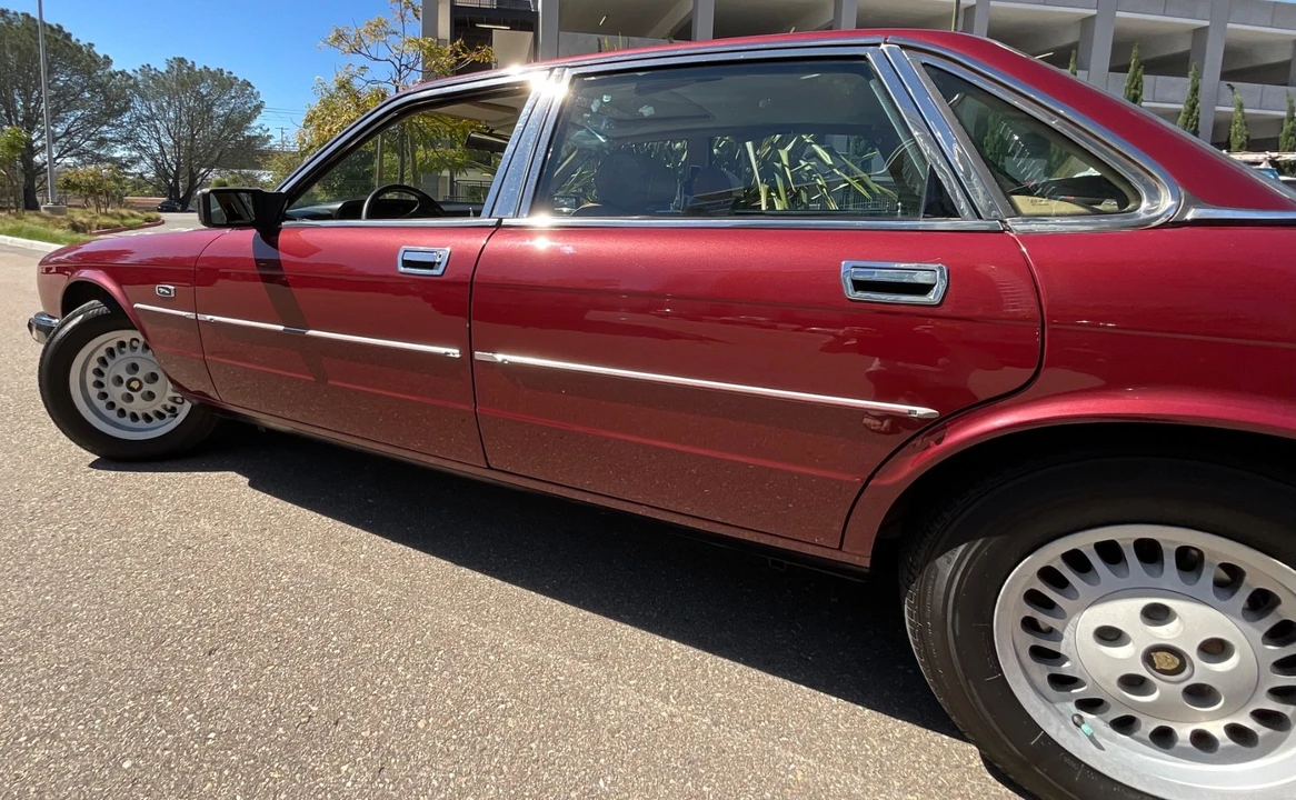 1988 Jaguar XJ40 XJ - Image 2 of 21