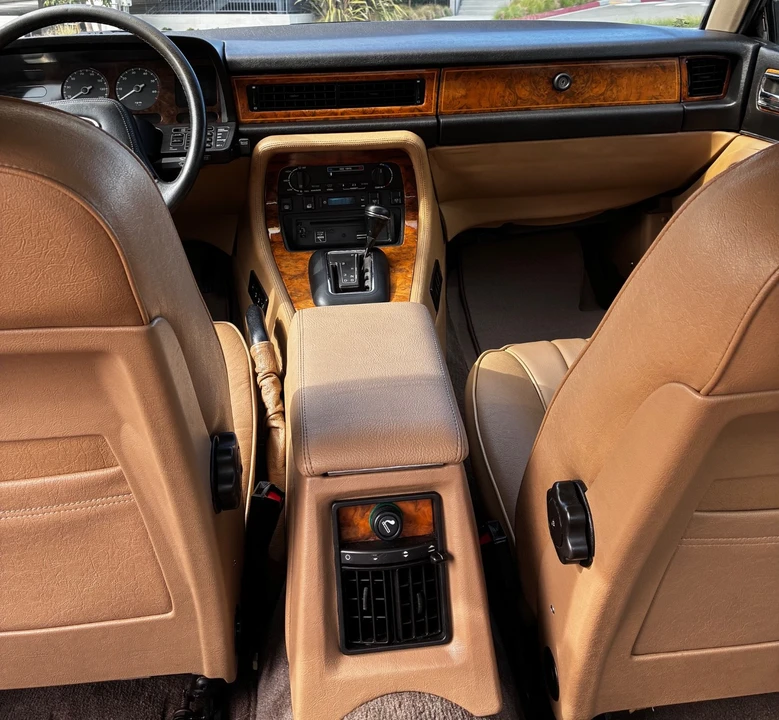 1988 Jaguar XJ40 XJ - Image 16 of 21