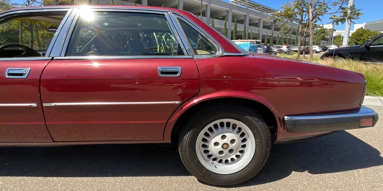 1988 Jaguar XJ40 XJ - Image 3 of 21