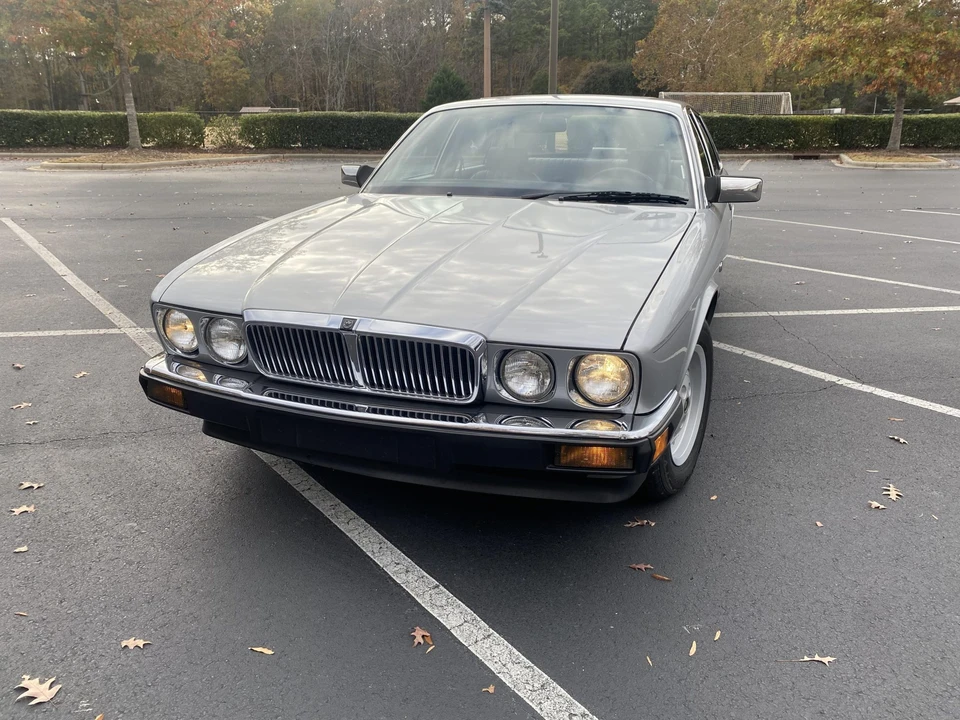 1988 Jaguar XJ40 XJ - Image 9 of 31