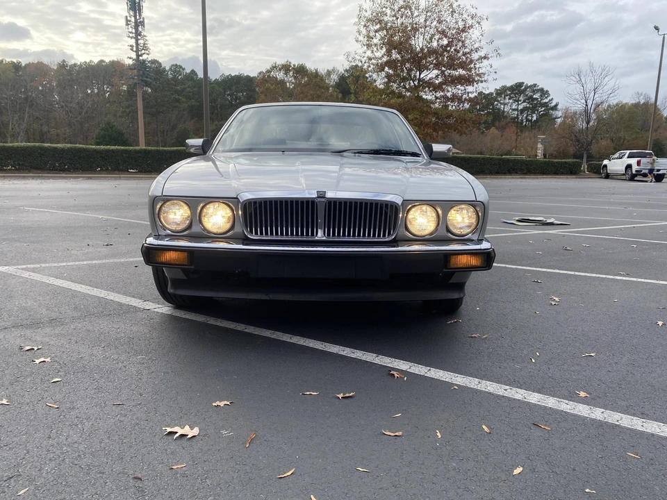 1988 Jaguar XJ40 XJ - Image 8 of 31