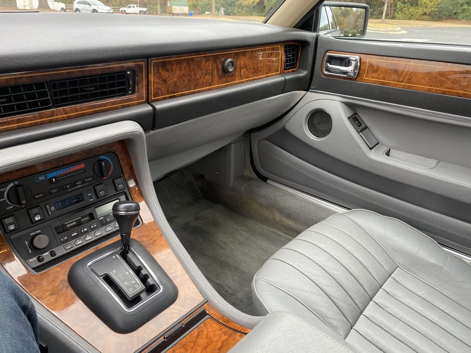 1988 Jaguar XJ40 XJ - Image 30 of 31