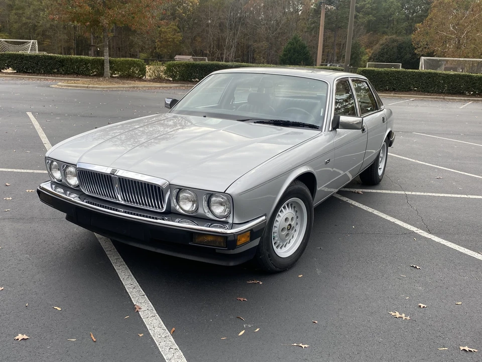 1988 Jaguar XJ40 XJ - Image 4 of 31