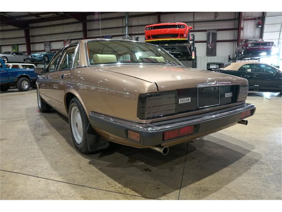 1988 Jaguar XJ40 XJ - Image 6 of 31