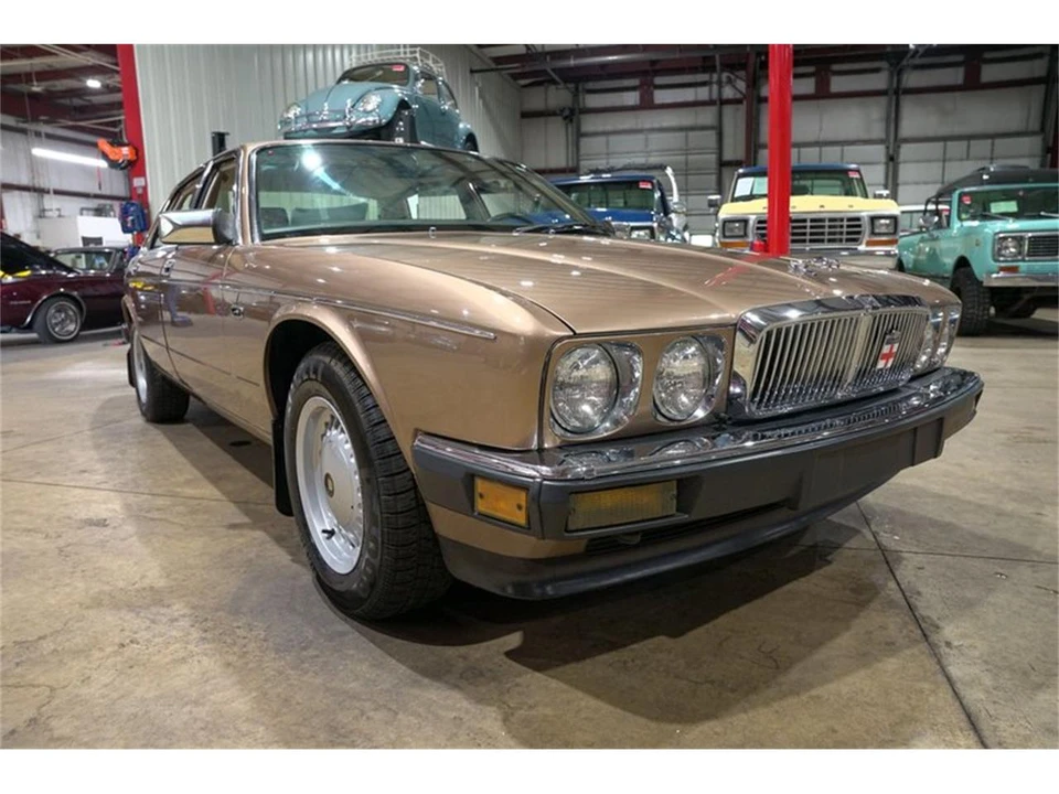 1988 Jaguar XJ40 XJ - Image 12 of 31
