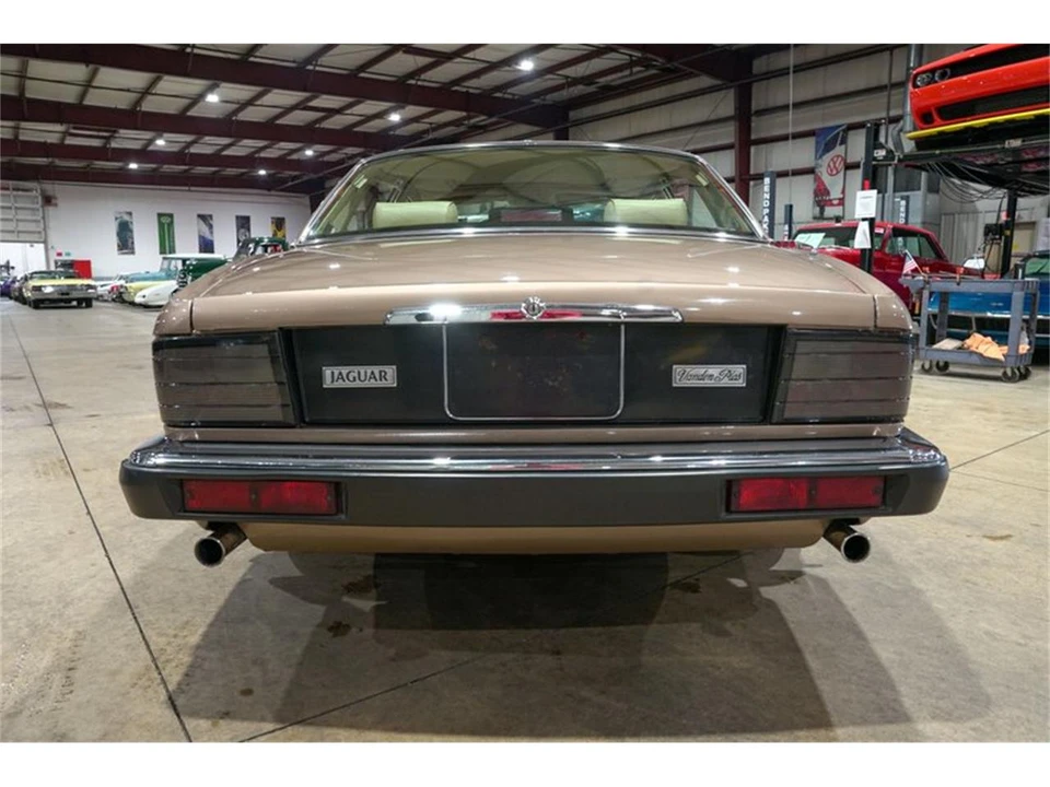 1988 Jaguar XJ40 XJ - Image 7 of 31