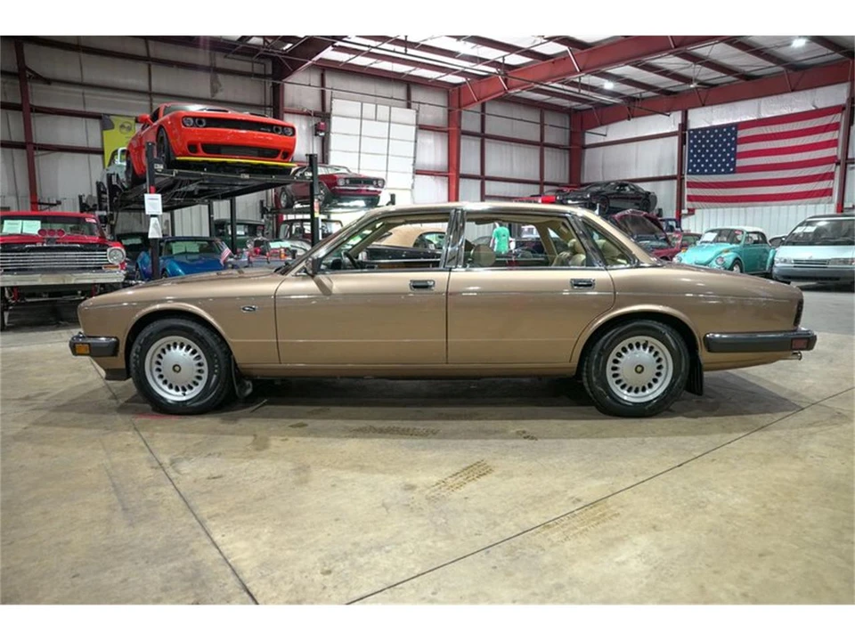 1988 Jaguar XJ40 XJ - Image 4 of 31