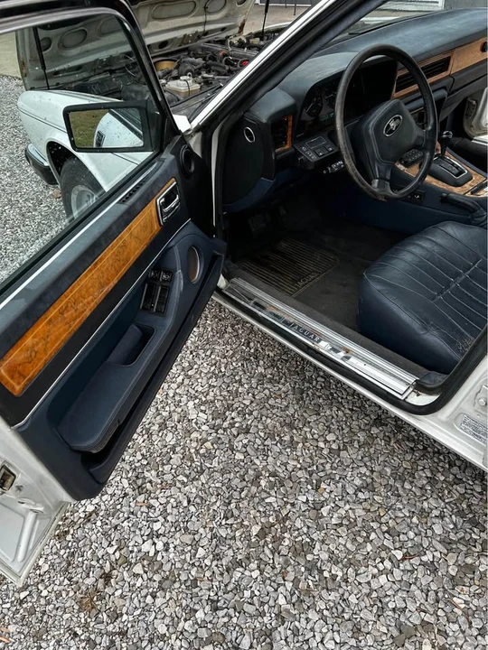 1988 Jaguar XJ40 XJ - Image 11 of 12