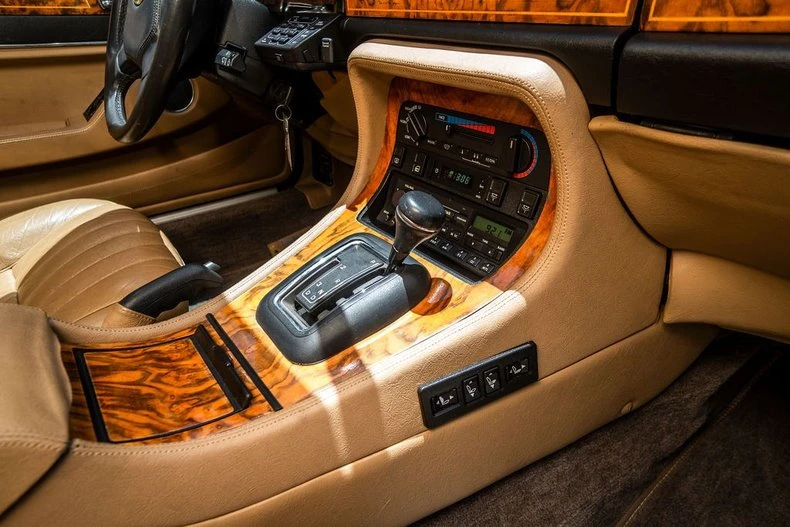 1988 Jaguar XJ40 XJ - Image 13 of 31