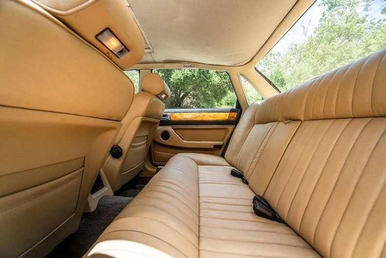 1988 Jaguar XJ40 XJ - Image 16 of 31