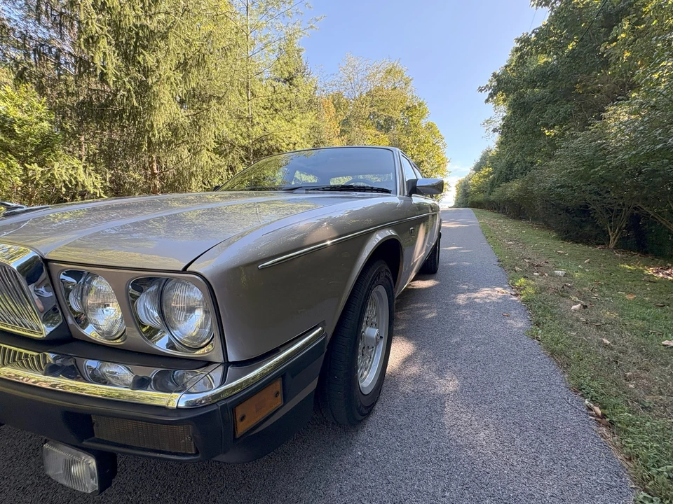 1988 Jaguar XJ40 XJ - Image 23 of 31