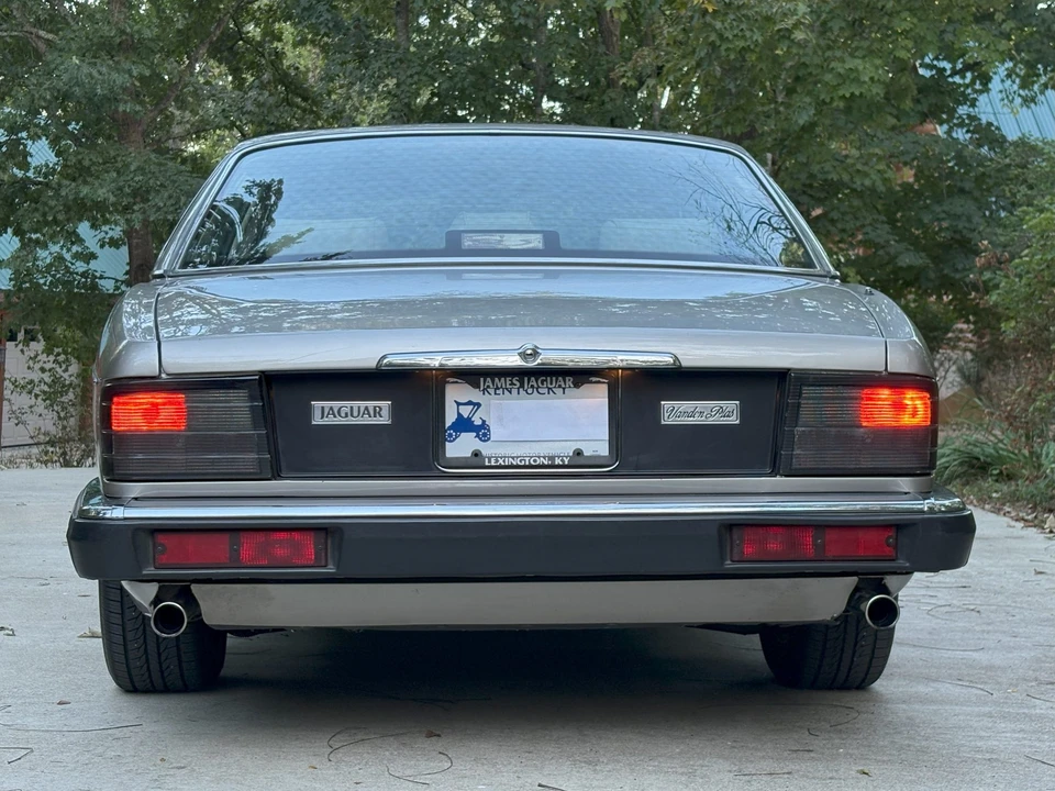 1988 Jaguar XJ40 XJ - Image 18 of 31