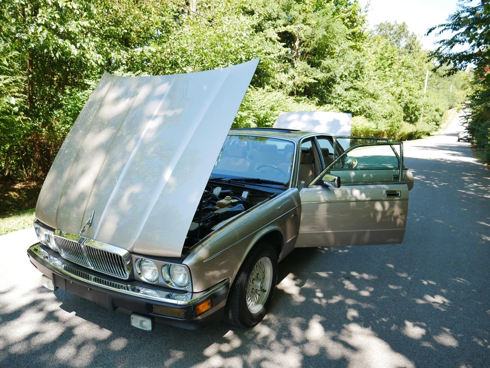 1988 Jaguar XJ40 XJ - Image 21 of 31