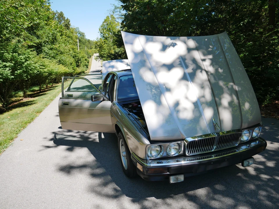 1988 Jaguar XJ40 XJ - Image 20 of 31