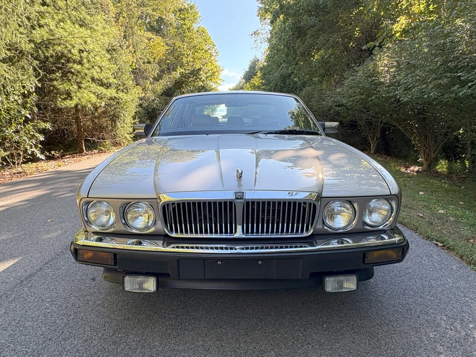 1988 Jaguar XJ40 XJ - Image 5 of 31