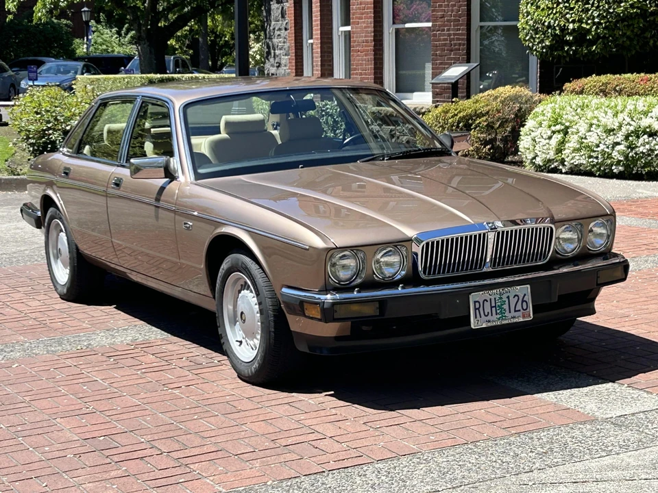 1988 Jaguar XJ Series 3 - Image 20 of 31