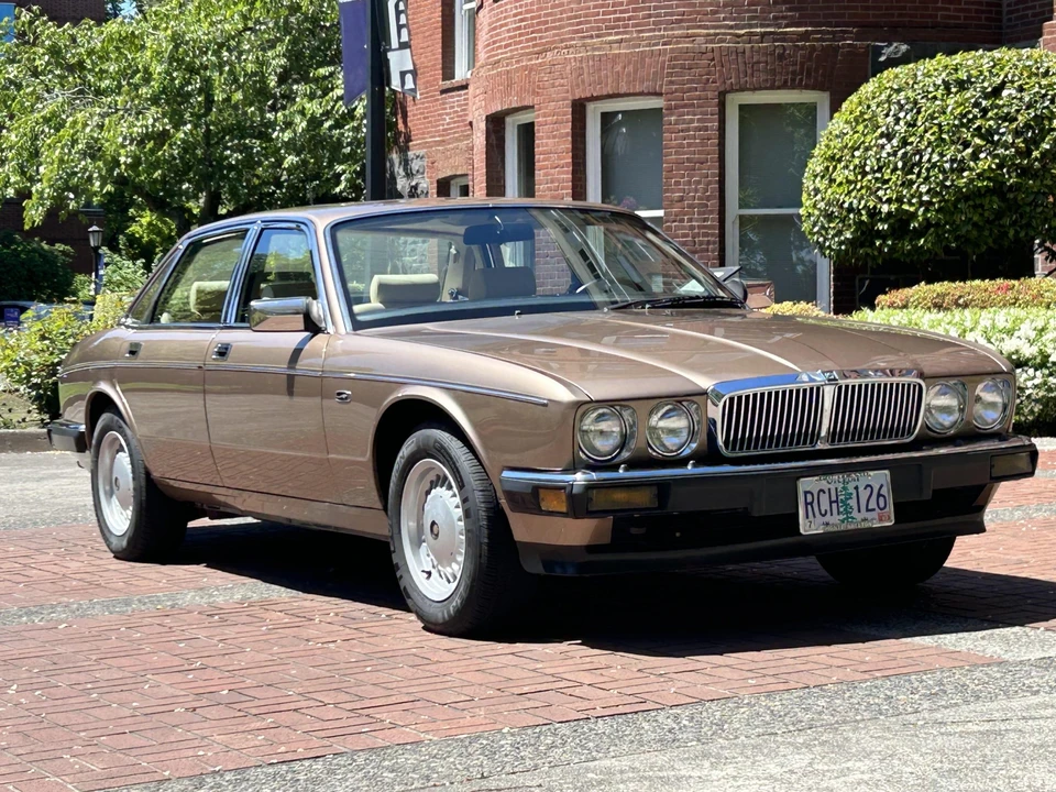 1988 Jaguar XJ Series 3 - Image 21 of 31