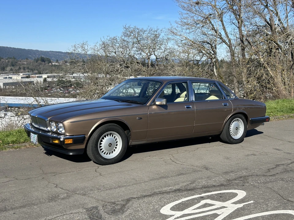 1988 Jaguar XJ Series 3 - Image 29 of 31
