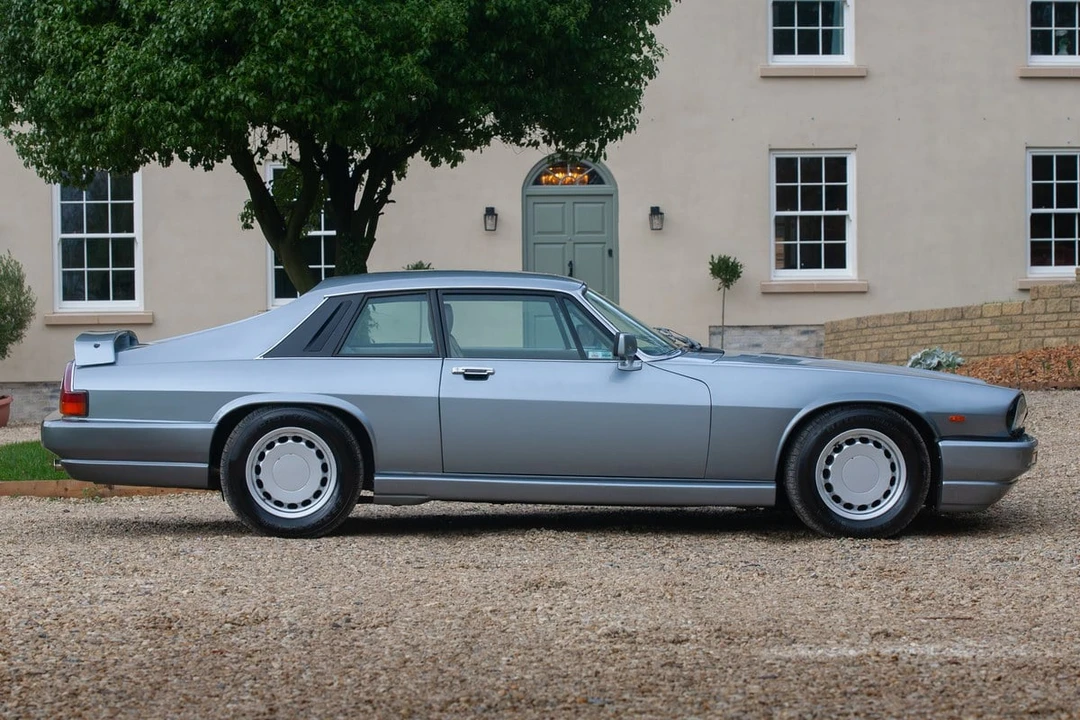 1988 Jaguar XJ-S TWR - Image 9 of 30