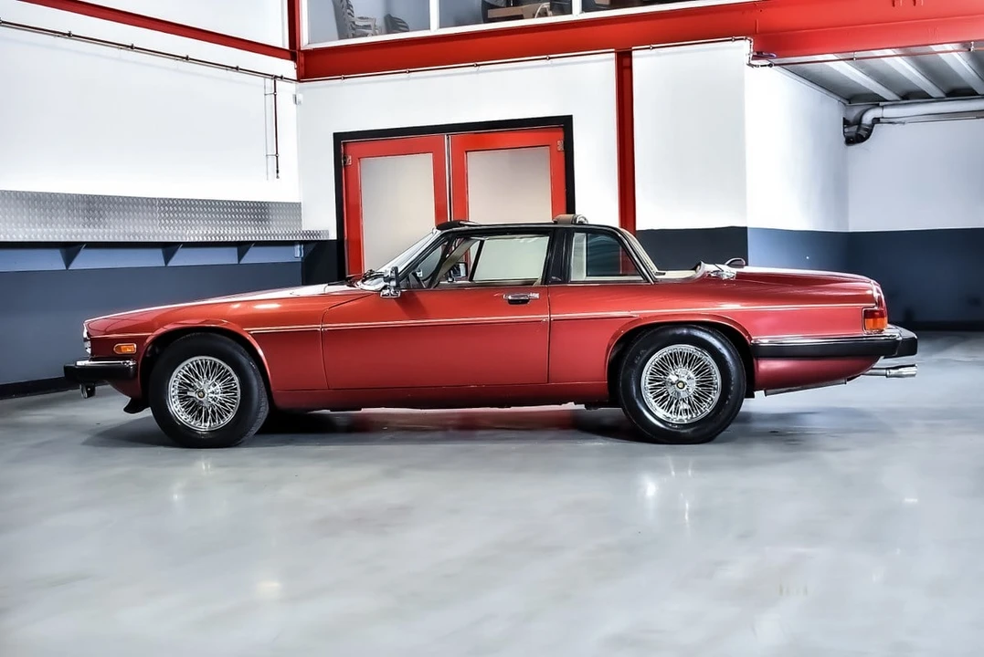 1988 Jaguar XJS Convertible - Image 21 of 30
