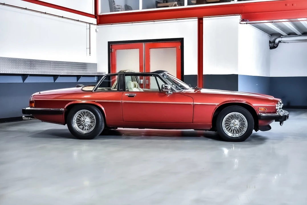 1988 Jaguar XJS Convertible - Image 11 of 30