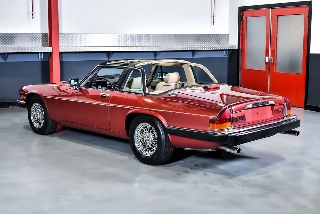 1988 Jaguar XJS Convertible - Image 17 of 30