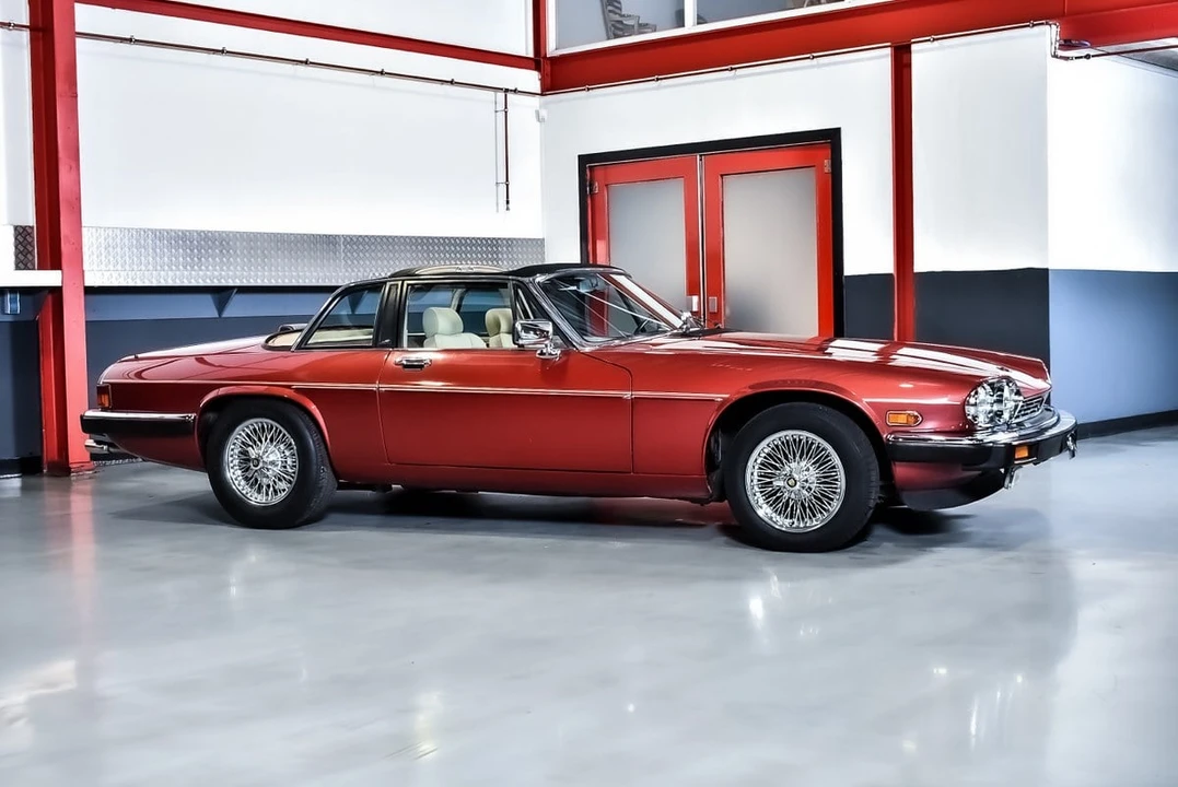 1988 Jaguar XJS Convertible - Image 9 of 30