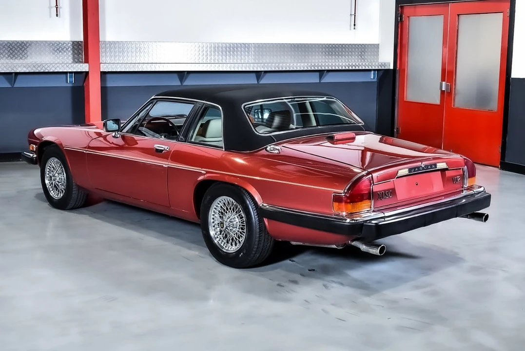 1988 Jaguar XJS Convertible - Image 25 of 30