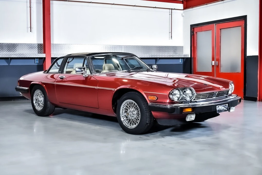 1988 Jaguar XJS Convertible - Image 7 of 30